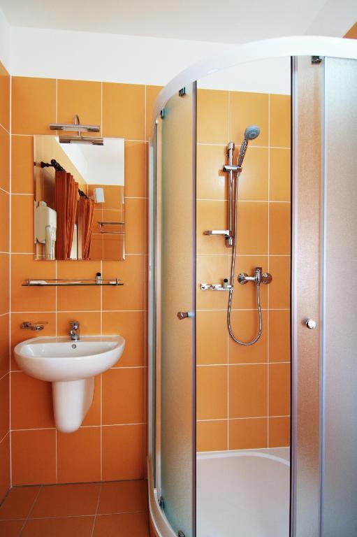 Hotel Pod Sluncem Trebiz Номер фото